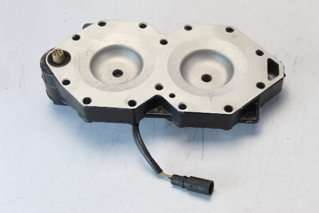 335810 Johnson Evinrude 1995-2005 Cylinder Head 115 HP ONLY