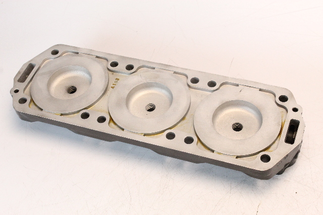 Mercury 1992 1993 194 1995 1996 1997 - 2000 Cylinder Head 135 150 175 200 HP OEM