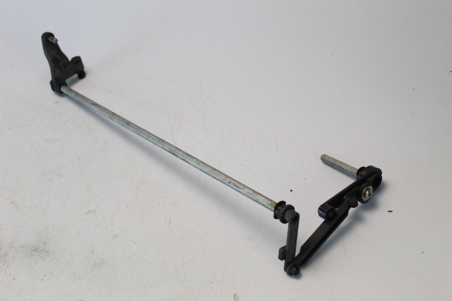 345595 438255 335815 Evinrude 1991-06 Throttle Arm, Lever & Link 90 100 115 + HP