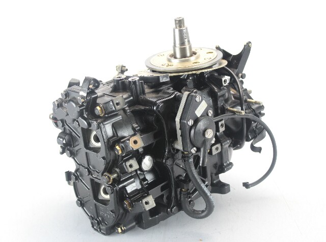 Johnson Evinrude 1981 1982- 1992 Undressed Powerhead Crankcase 20 25 28 30 35 HP