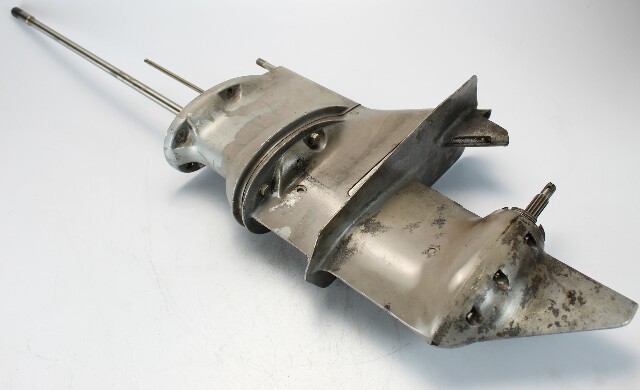 Johnson Evinrude 1978 1979 1980 1981 - 1997 Splitcase 20" Lower Unit  25 28 HP