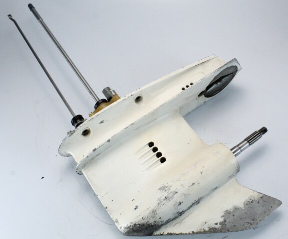 1976 1977 - 1988 Johnson Evinrude Long 20" Lower Unit 40 45 48 50 55 60 HP 2 Cyl