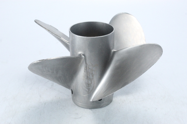 Mercury Trophy RH 13-3/4 X 25 Propeller 40 50 60 65 70 75 80 85 90 100 115 + HP