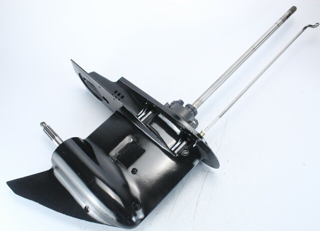 1993 - 2001 2002 2003 2004 2005 Johnson Evinrude Long 20" Lower Unit 40 48 50 HP