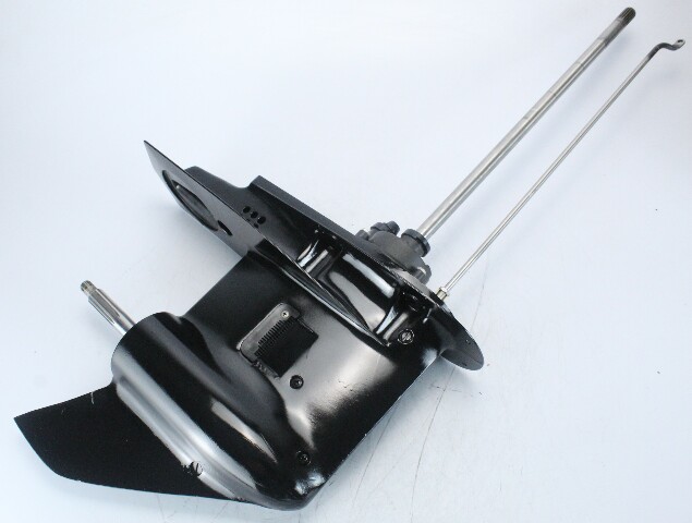 1993 - 2001 2002 2003 2004 2005 Johnson Evinrude Long 20" Lower Unit 40 48 50 HP