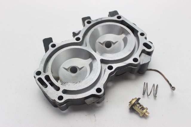 Johnson Evinrude 1979 1980 1981 - 1989 Cylinder Head & Cover 20 25 28 30 35 HP