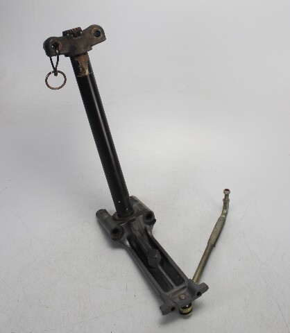 Mercury 1988 - 2004 Swivel Pin W/ Link Rod & Lower Mount 75 90 100 115 125 HP