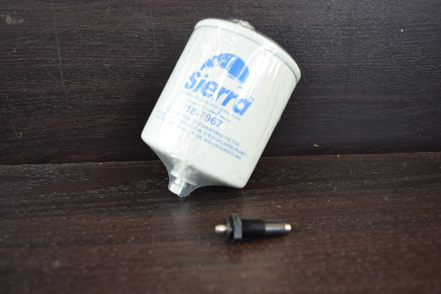 NEW OLD STOCK! Sierra Fuel Water Separating Filter 18-7967