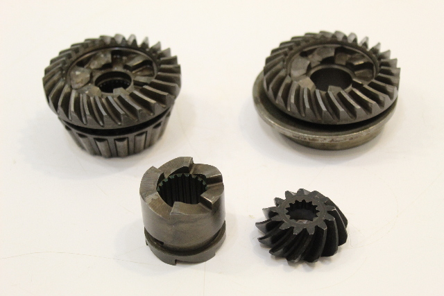 Mercury 1971 - 1997 Reverse Forward & Pinion Gear W Clutch 35 40 45 50 60 70 HP