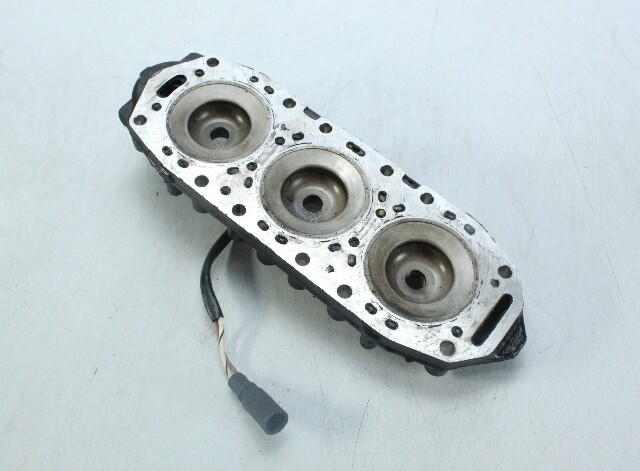 Johnson Evinrude 1996 1997 1998 1999 - 2001 Cylinder Head W/Temp Switch 25 35 HP