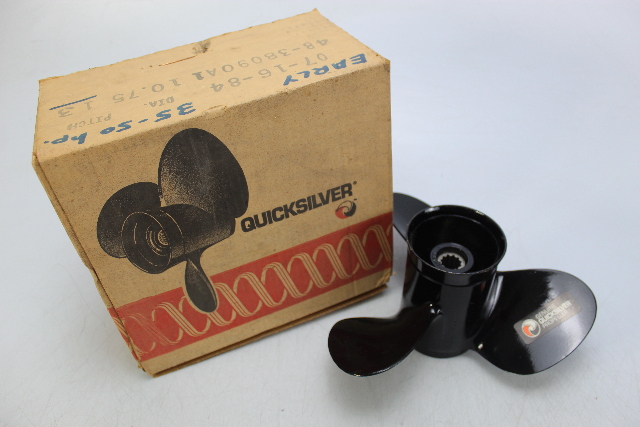 Quicksilver Black Max Alum RH 10 3/4 X 13 Propeller 3 Blade  6 MTH HUB WARRANTY