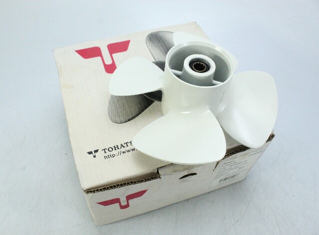 Nissan Tohatsu 4 Blade RH ALUM 8.7 x 7 Propeller 8 & 9.8 HP 6 MONTH HUB WARRANTY