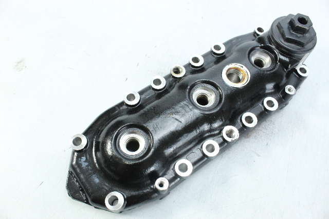Johnson Evinrude 1996 1997 - 2001 Cylinder Head 35 HP ONLY 3 Cylinder 2 Stroke