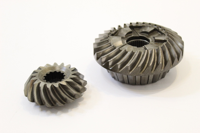 Mercruiser 1983 1984 - 1998 Alpha I Gen II Forward & Pinion Gear Set W/ Bearing