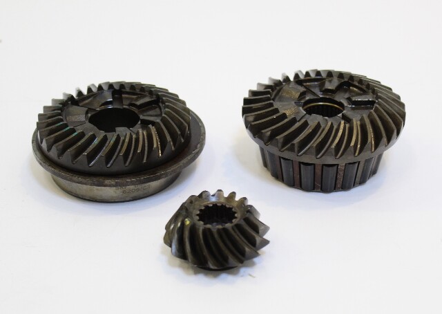 Mercury 1976 - 1995 Forward Reverse & Pinion Gears W/ Bearings 135 150 175 200HP