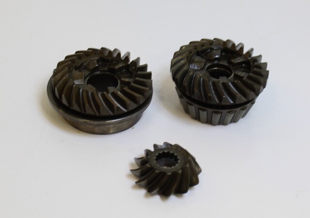 Mercury Mariner 1980 - 1990 Forward Reverse & Pinion Gear Set 50 60 70 HP 3 Cyl