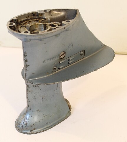 Johnson Evinrude 1960s & 1970s Upper Gearcase Housing 5 HP FRESHWATER CONDITION