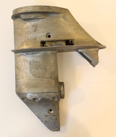 Johnson Evinrude 1968 1969 1970 1971 1972 1973 Comp Gearcase Housing 9 & 9.5 HP