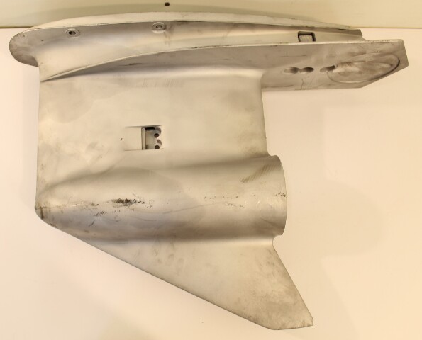 Johnson Evinrude 1979 1980 1981 - 1991 Gearcase Housing 150 175 200 225 235 HP