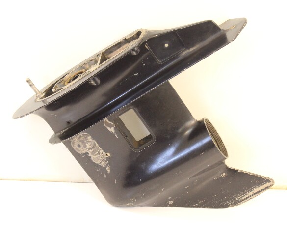 Johnson Evinrude 1991 1992 1993 1994 1995 - 2000 Gearcase Housing 20 25 30 35 HP