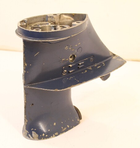 Johnson Evinrude 1968 - 1970 1971 1972 1973 Upper Gearcase Housing 9 & 9.5 HP