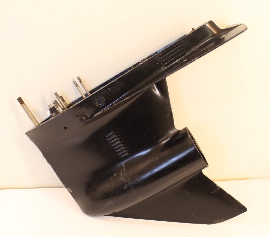 Mercury 1980 1981 1982 1983 1984 1985 - 1989 Gearcase Housing 80 90 115 140 HP