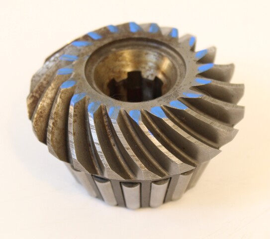 OMC Stringer Sterndrive Upper Gear & Bearing 20 Teeth 6 Splines READY TO SHIP