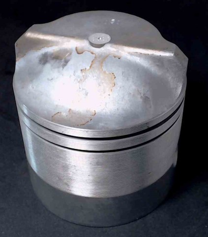 385570 C# 317806 Johnson Evinrude 1973 .030 OS 2-Ring Piston 115 135 HP V4 NEW!