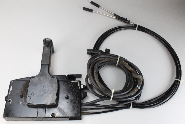 Yamaha Mariner Side Mount Control Box w/16' Cables, Harness & Key NO SWITCH