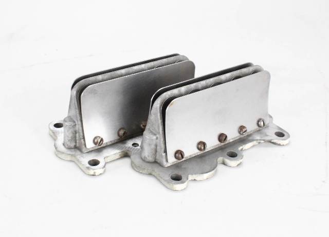 F3A523158 F178404-1 Chrysler Force 1977-1989 Reed Plate Assembly 75-140 HP