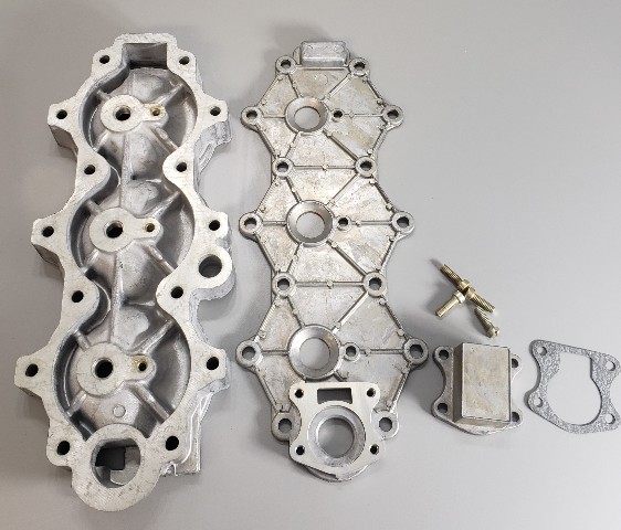 F370518-2 Chrysler 1975-1976 Cylinder Head 75 85 90 HP 3 Cylinder NEW OLD STOCK