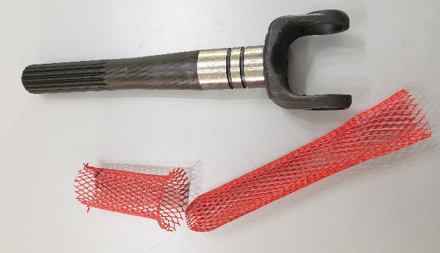 912212 OMC Yoke Shaft 2.5 3.0 3.2 4.3 5.0 5.7 5.8 7.4 7.5 8.2 NEW OLD STOCK OEM!