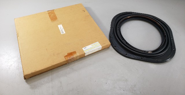 NEW! 382068 0382068 OMC Transom Seal Assembly with Oval Opening