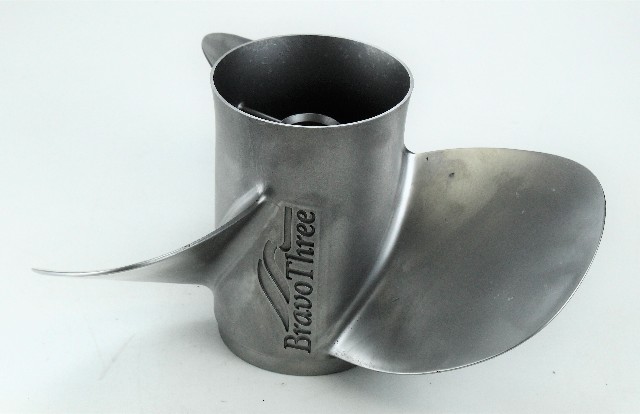 823664A60 Mercruiser 1993 & UP Bravo III 14-1/4 x 22 SST RH Propeller 19S NEW!