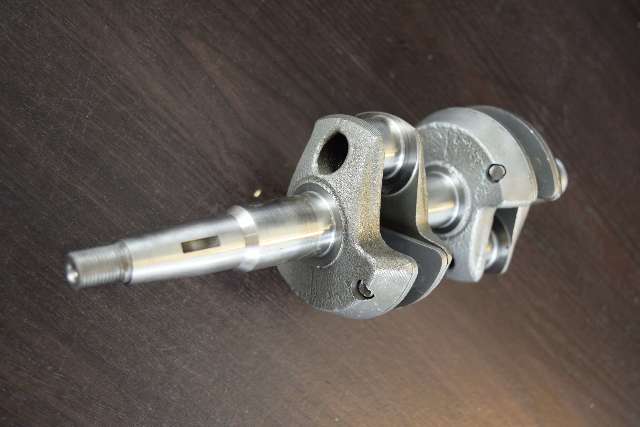 POLISHED! 1968-73 Johnson Evinrude Crankshaft Assembly 304733 315286 20 HP 2 Cyl