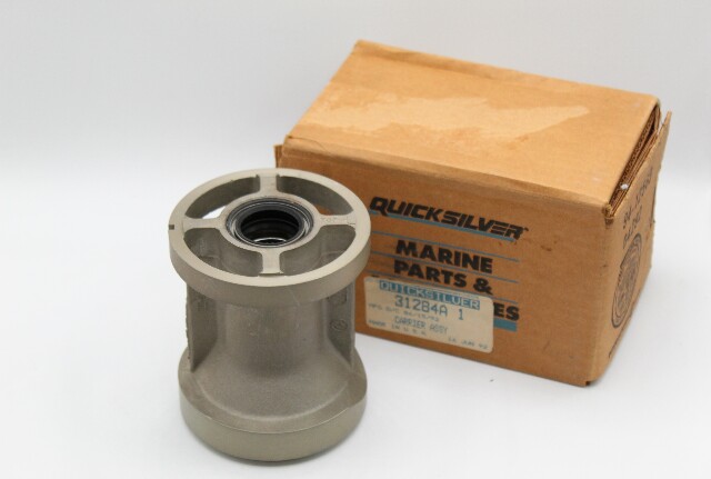 New Old Stock OEM Mercury Bearing Carrier 65 70 80 85 90 100 110 125 HP