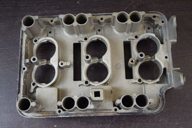 1976 - 1987 1988 Mercury Mariner Choke Plate Assembly 150 175 200 HP V6