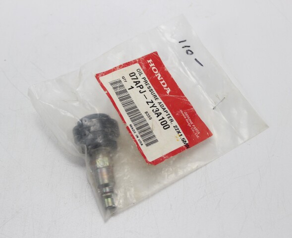 ✨NEW✨ OLD STOCK Honda  Oil Presure Adapter 22X1.5MM