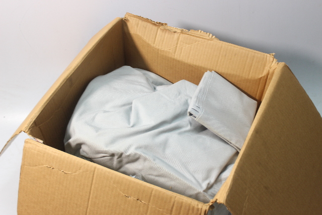 ATTWOOD 17688 UNIVERSAL 22' Euro Style V-Hulls OUTBOARD TRAILERING BOAT COVER