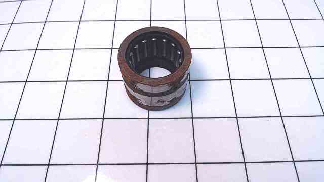 New Johnson Evinrude OMC Top Crank Bearing 377528 / 1 each