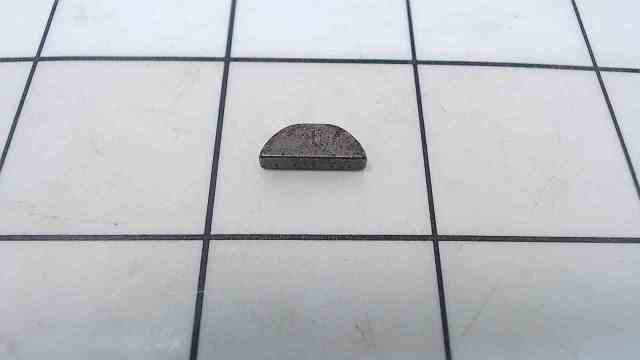 NEW! Johnson Evinrude OMC Shaft Key 305720