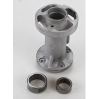 397087 384523 Johnson Evinrude 1971-1998 Bearing Carrier 85 90 100 115 + HP