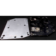 74919T 85935 Mercury 1975-1985 Exhaust Manifold Cover & Plate 7.5 9.8 HP 2 Cyl