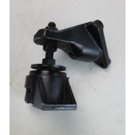 3857844 Johnson Evinrude OMC 1986-1993 Front Mount & Mounting Bracket 2.3-8.2 L