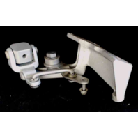 911216 OMC 1989 Sea Drive Bracket Throttle Yoke Center Block 1.6L