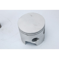 Mercury 1976 1977 1978  - 1991 Piston (Port)  135 150 175 200 HP GOOD CONDITION