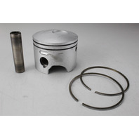 5000813 Evinrude Johnson 1999-05 Standard Starboard Piston 75 90 100 115 135+ HP
