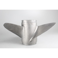 384139 Johnson Evinrude 1968 & UP 13-3/8 x 17 RH Propeller 40 + HP 6 MTH HUB WTY