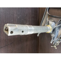 317664 317663 Johnson Evinrude 1973-75 Steering Bracket & Tiller Handle 18 25 HP