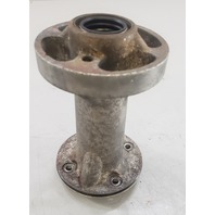 384523 397087 Johnson Evinrude 1971-98 Bearing Carrier 85 90 100 115 125 + HP